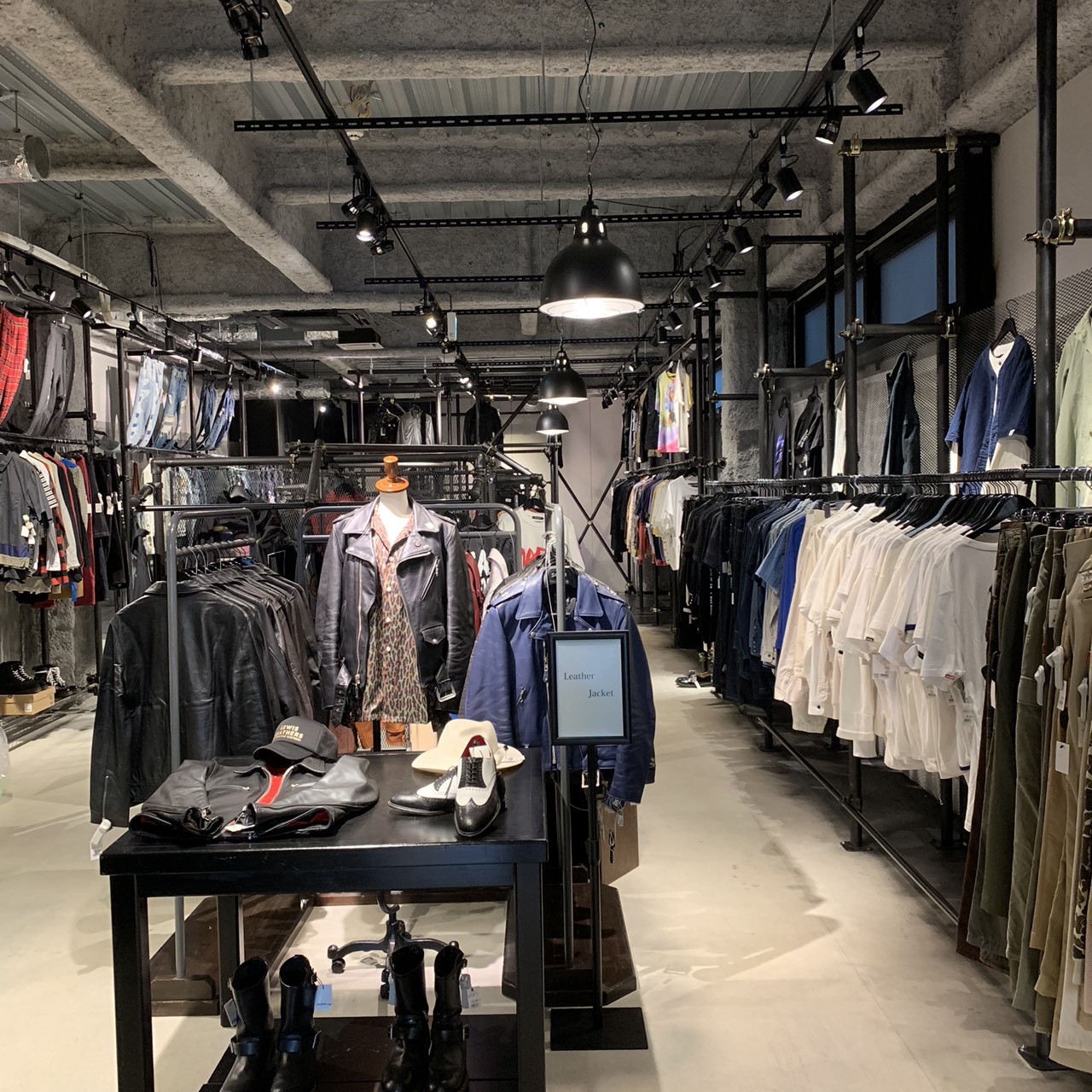 Kindalアメリカ村店 移転openのお知らせ カインドオル Kindal 心斎橋アメリカ村店 ブランド古着買取 販売 通販