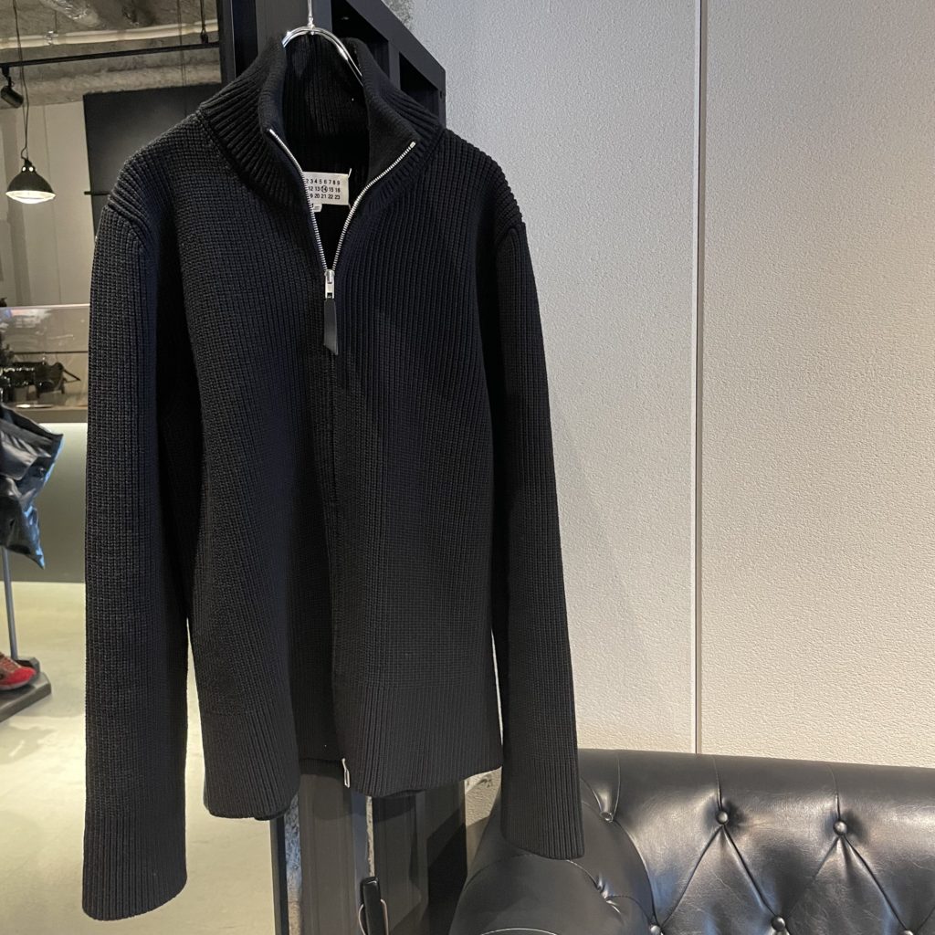 新品 もの凄く マルジェラ 21aw ドライバーズニットマフラー 黒 4052 