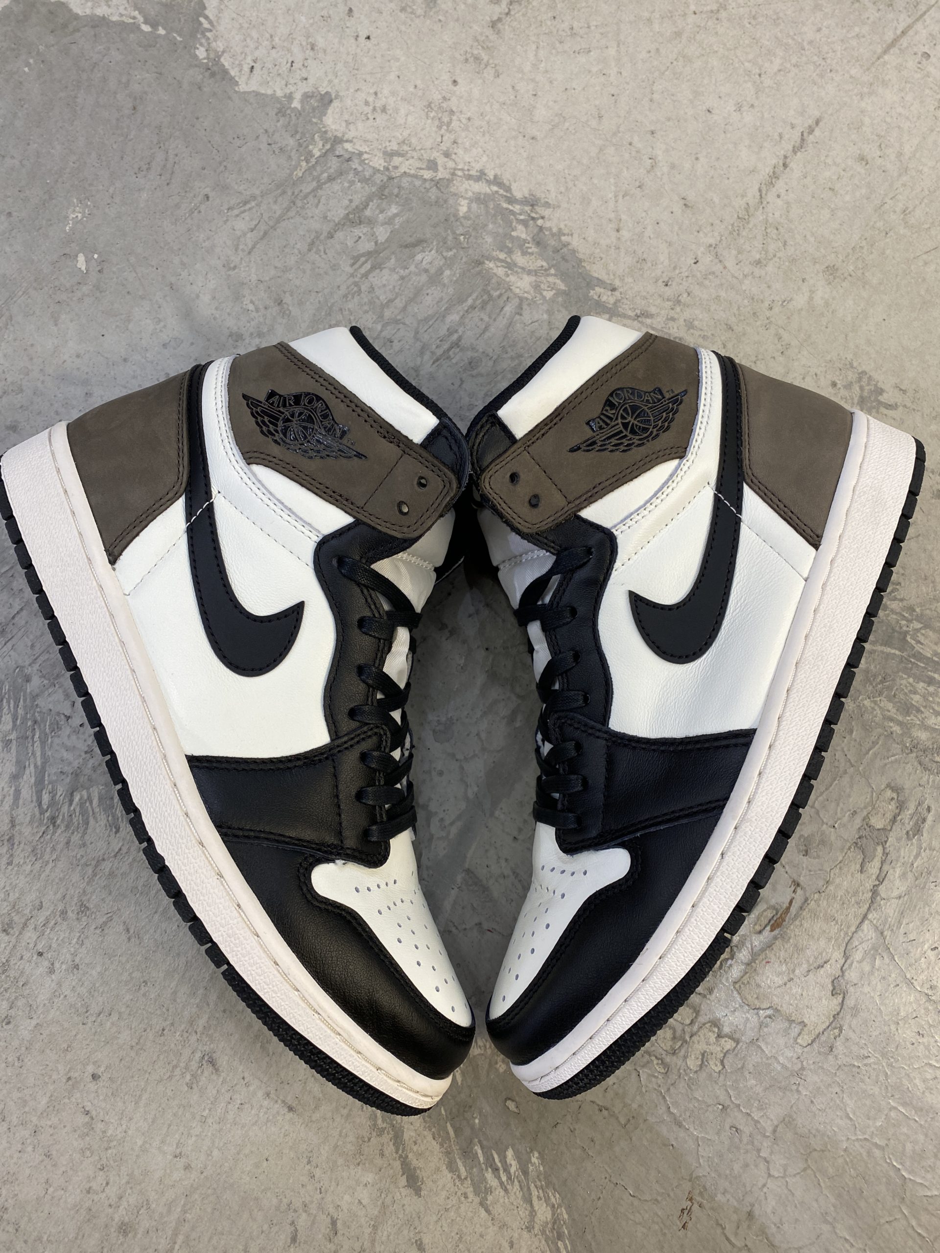 NIKE /ナイキ】AIR JORDAN 1 RETRO HIGH OG DARK MOCHA【買取入荷情報 ...