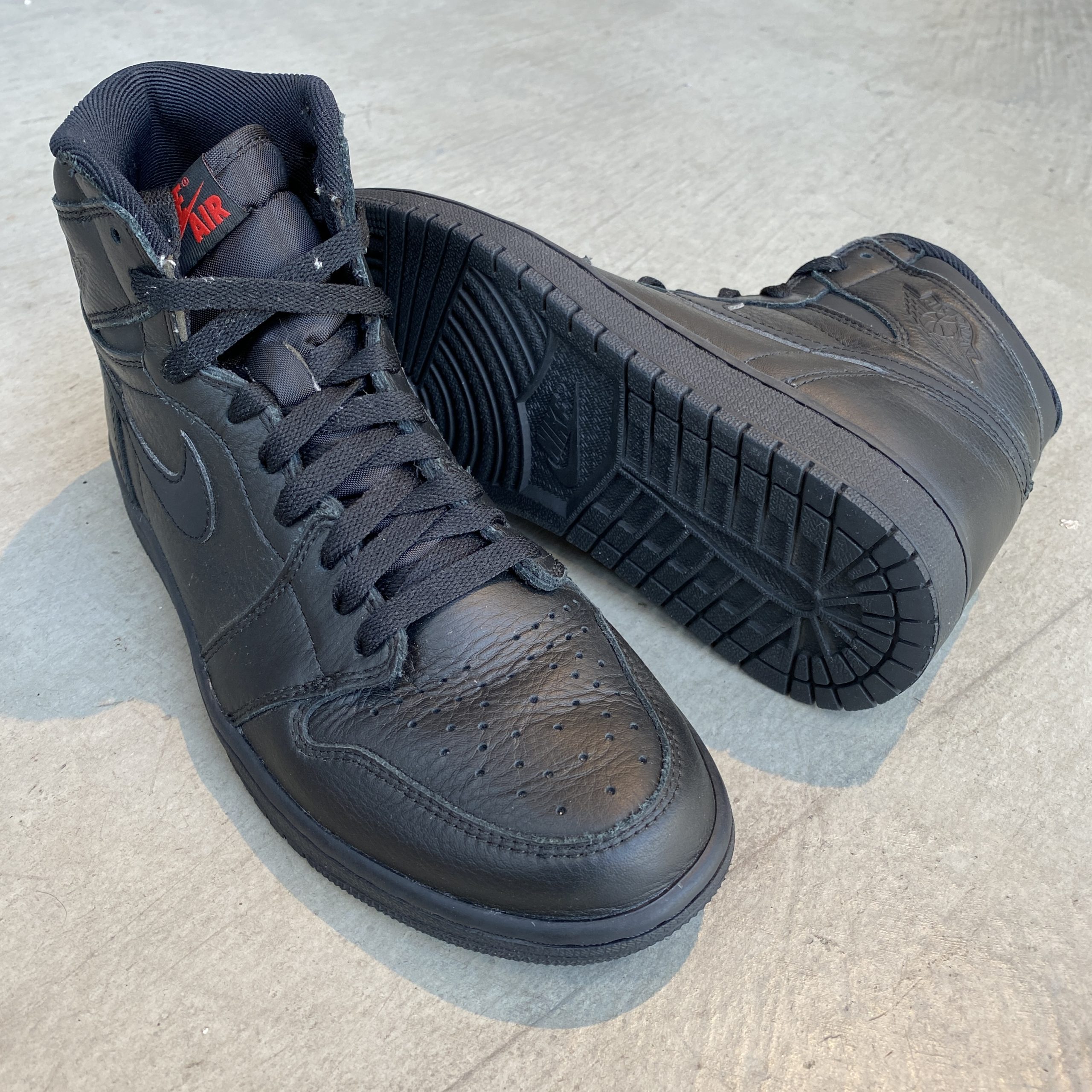 NIKE/ナイキ】AIR JORDAN 1 RETRO HIGH OG TRIPLE BLACK【買取入荷情報 