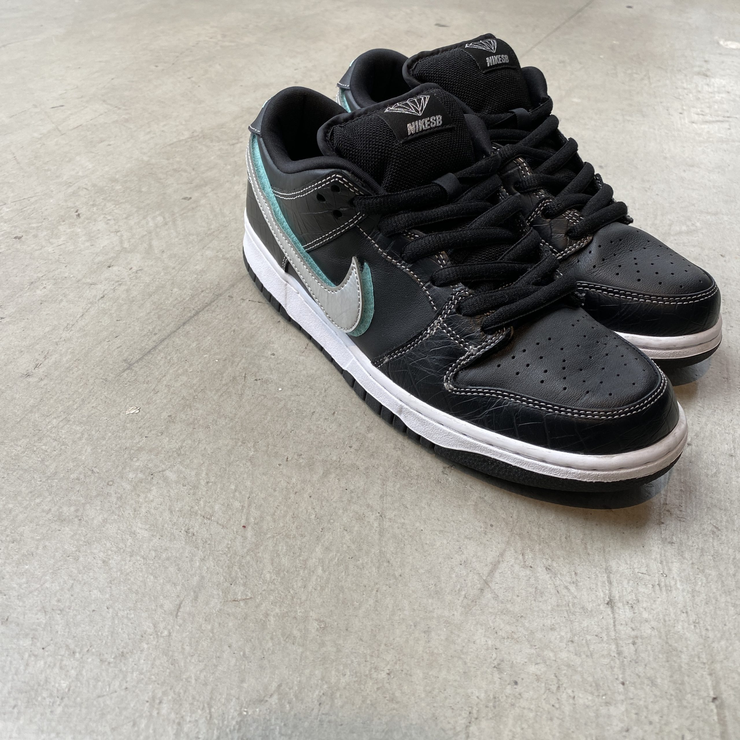 NIKE SB/ナイキエスビー】SB DUNK LOW PRO “DIAMOND SUPPLY CO”【買取 