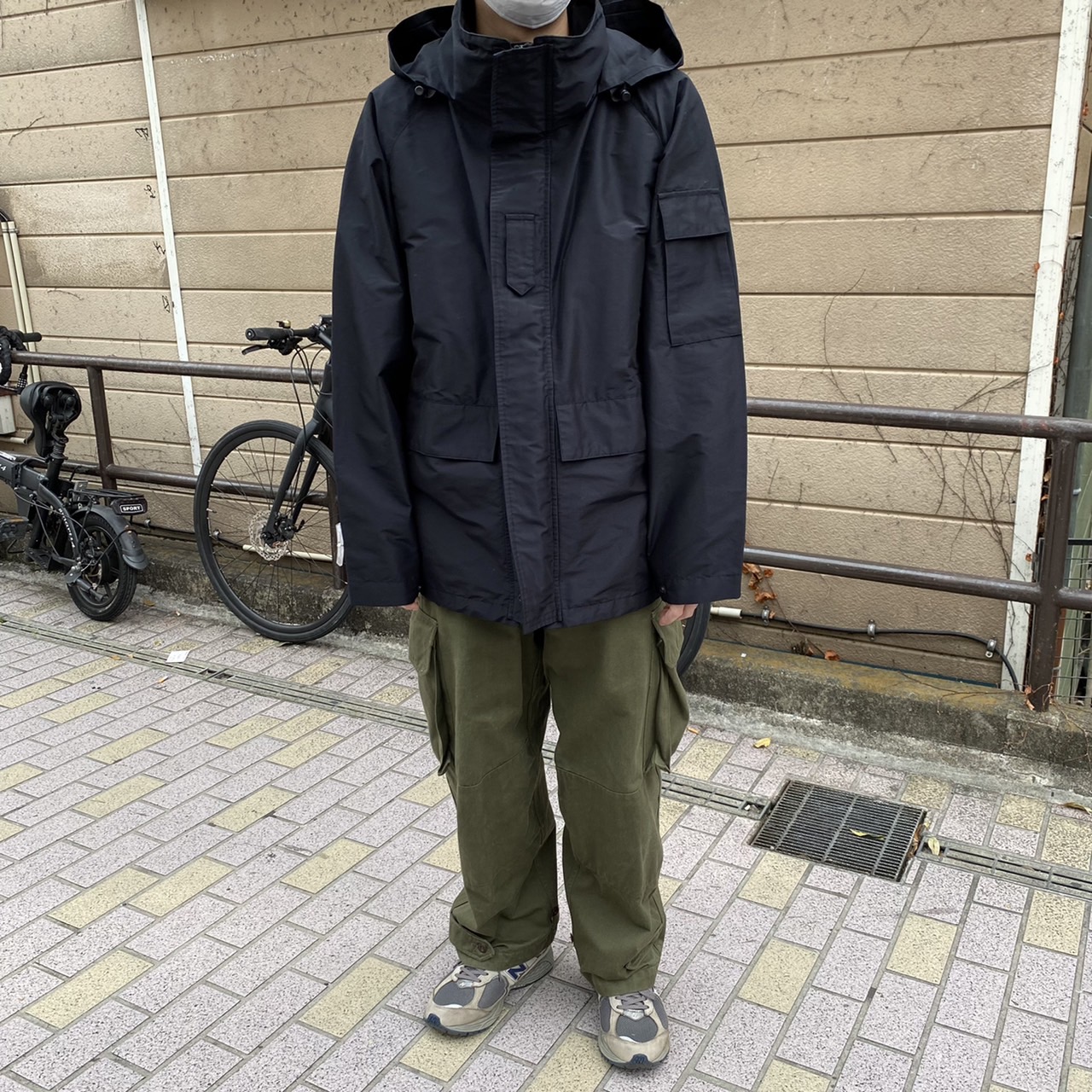 COMOLI- ブランドが好きな人、ミリタリーが好きな人にもおすすめ COMOLI- ブランドが好きな人、ミリタリーが好きな人にもおすすめ
