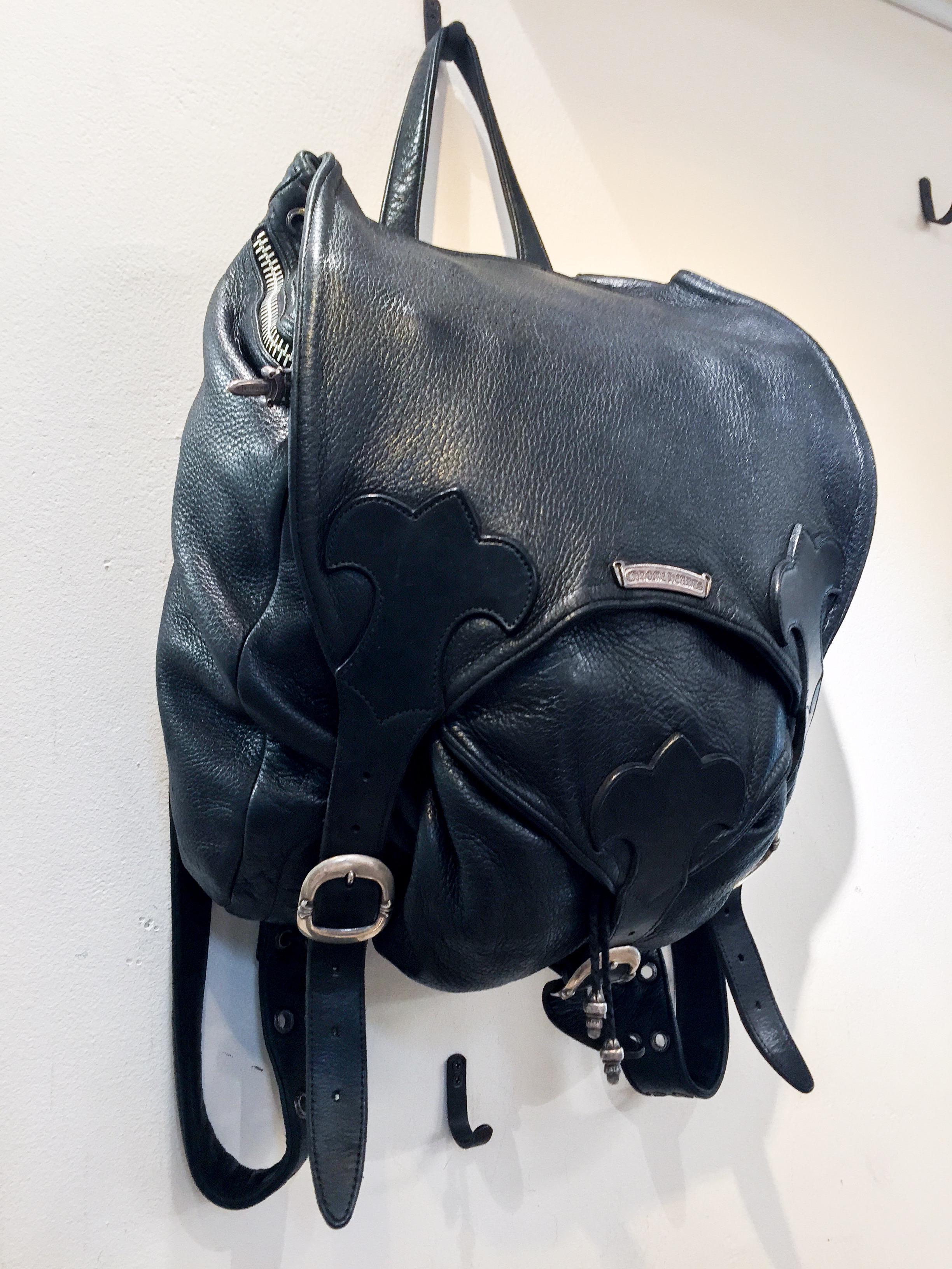 CHROME HEARTS クロムハーツ レザースモールバックパックご紹介 