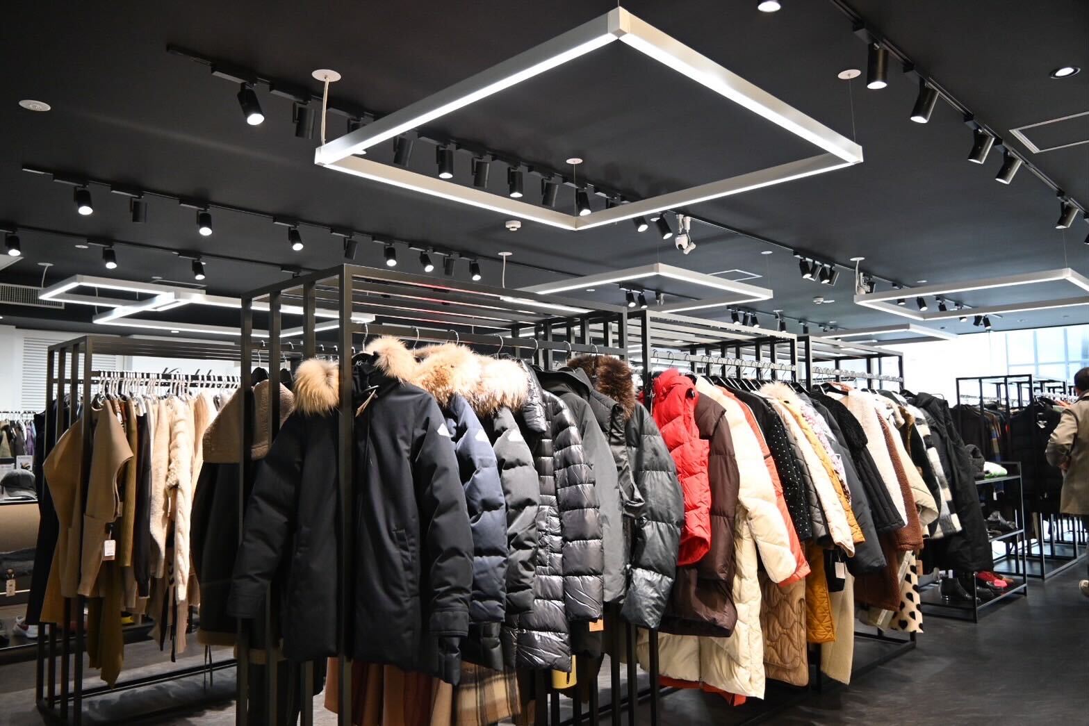 Outerwear at Kindal Kobe