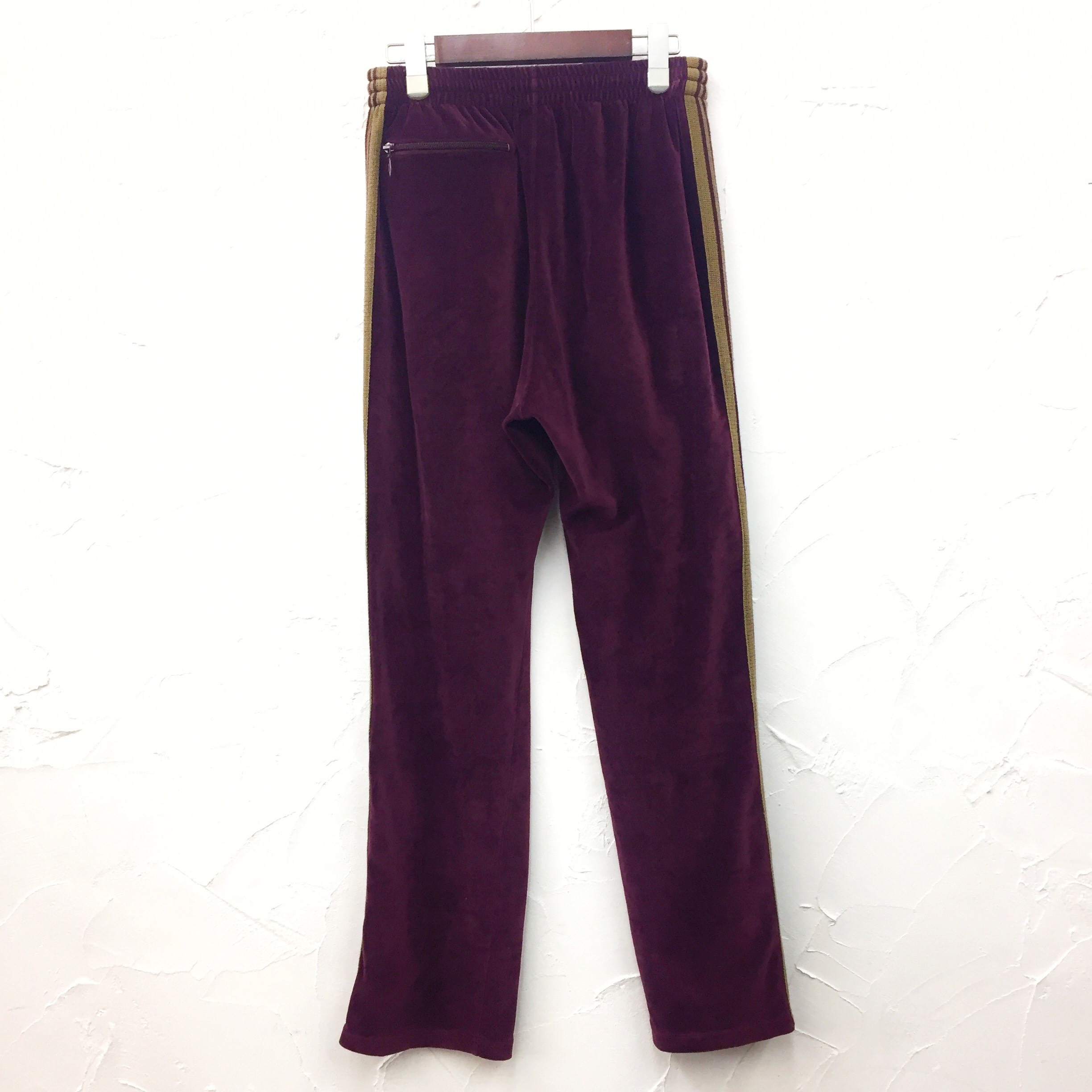 【Todays Recommend】 “NEEDLES” ベロアトラックパンツ！！ | カインドオル（kindal）フレスポ東大阪店｜ブランド