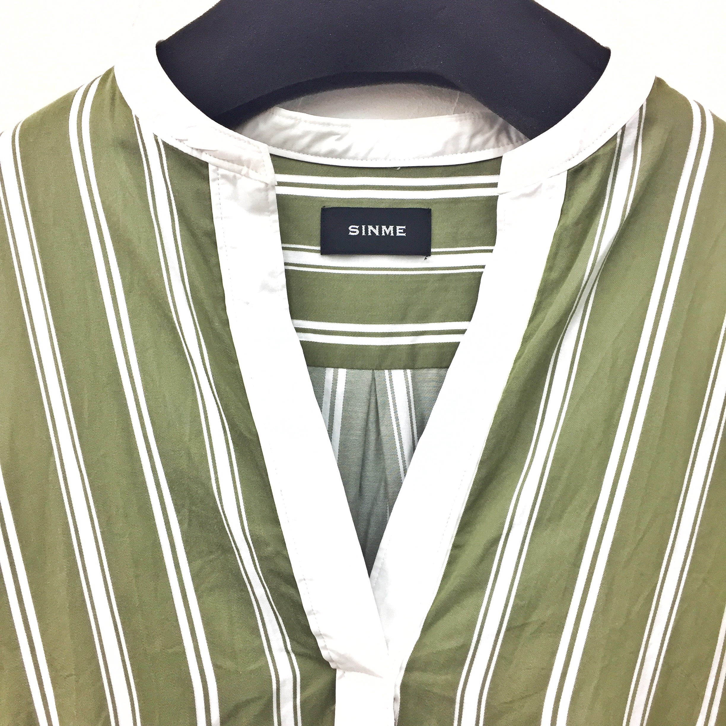 Todays Recommend Sinme ストライプシャツ ワンピース オリーブ ホワイト カインドオル Kindal フレスポ東大阪店 ブランド古着買取 販売 通販