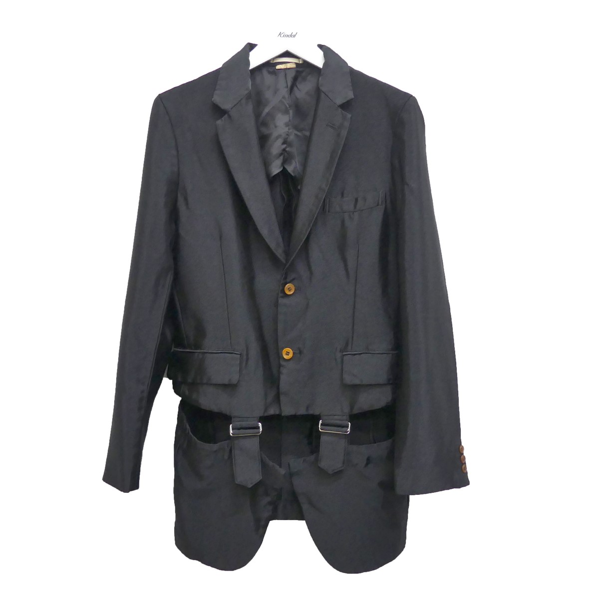 Comme Des Garcons コムデギャルソン を東京で売るなら高価買取のカインドオル原宿店まで カインドオル Kindal 原宿店 ブランド古着買取 販売 通販 Comme Des Garcons コムデギャルソン を東京で売るなら高価買取のカインドオル原宿店まで カインドオル Kindal 原宿店 ブランド古着買取 販売 通販