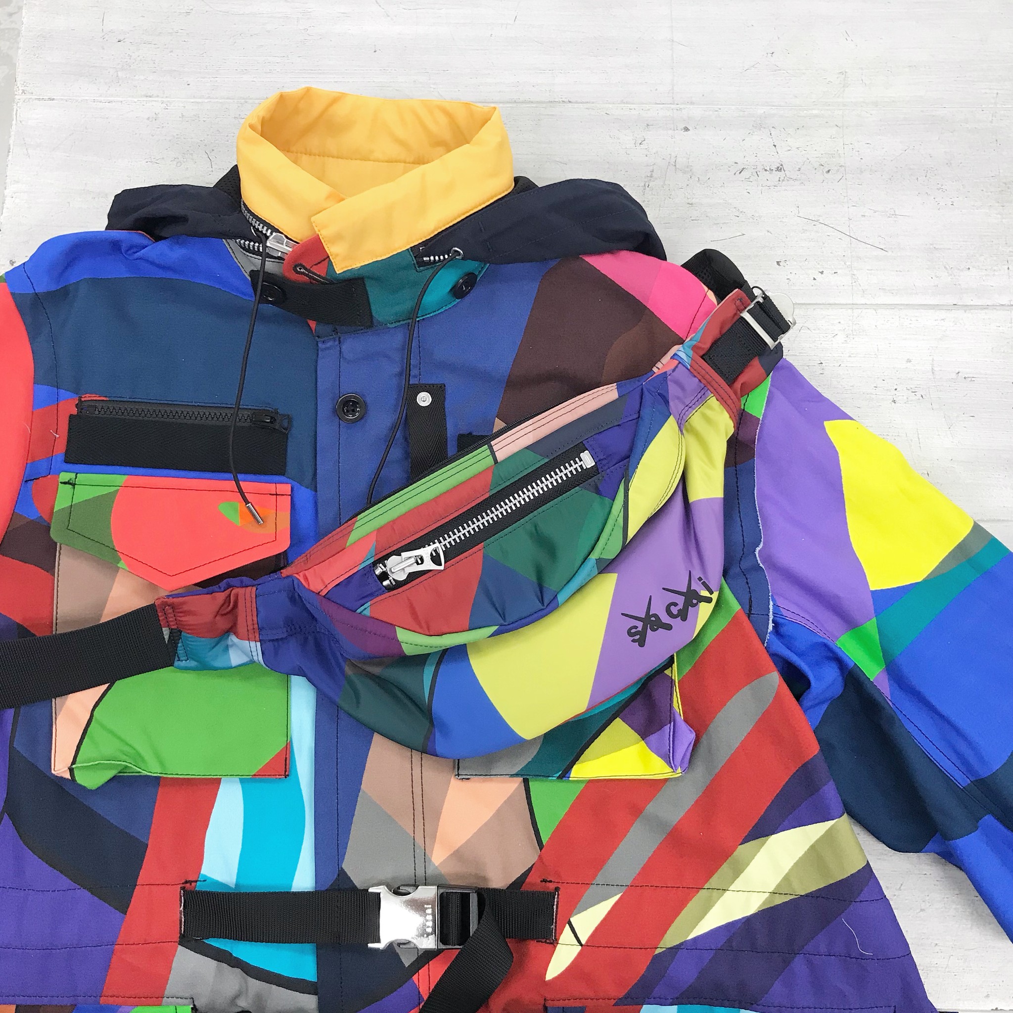 sacai kaws コラボ マルチカラードッキングワンピース sacai kaws 