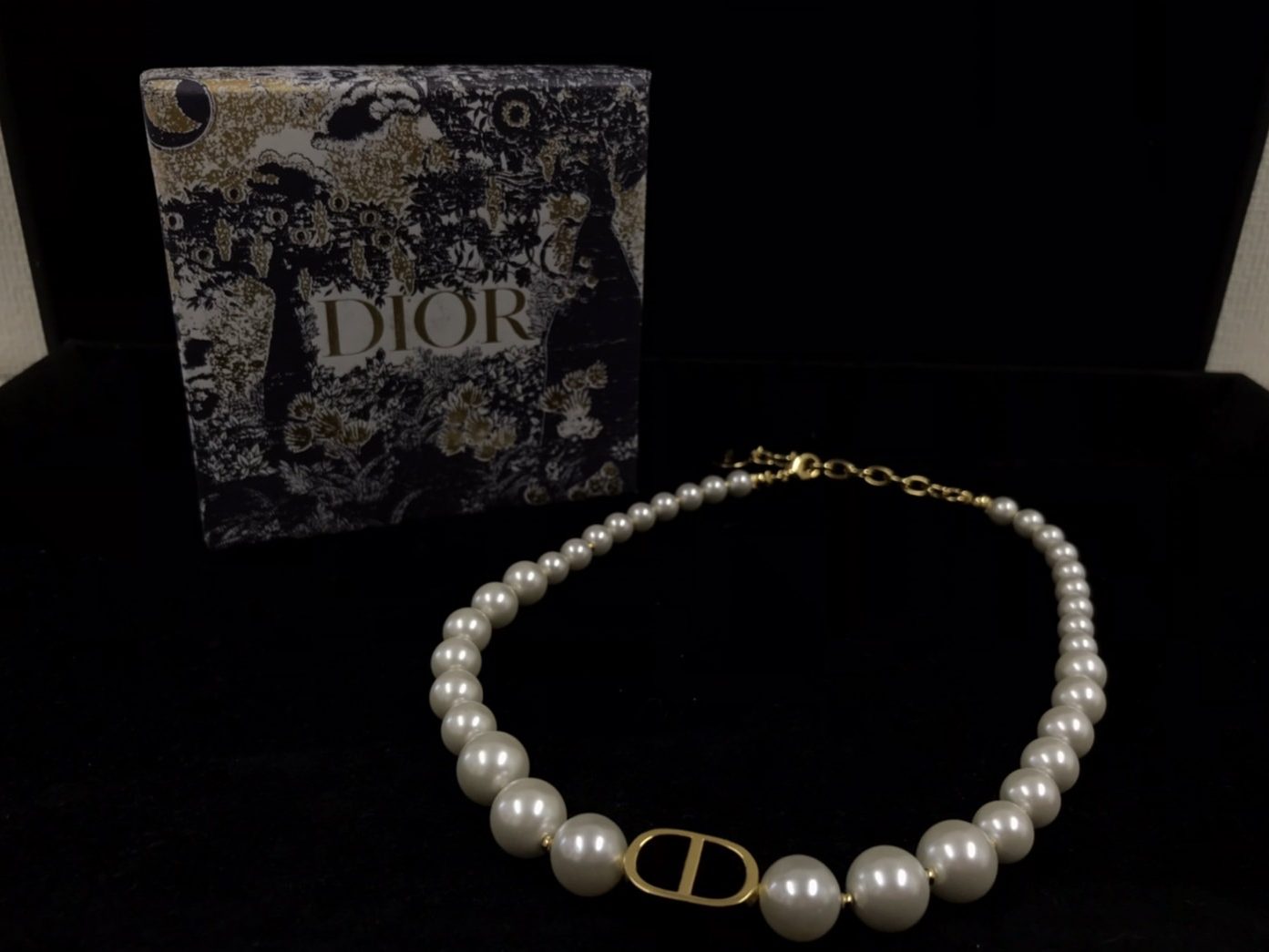 Christian Dior】30 MONTAIGNE メタル&レジンパールチョーカー【買取 