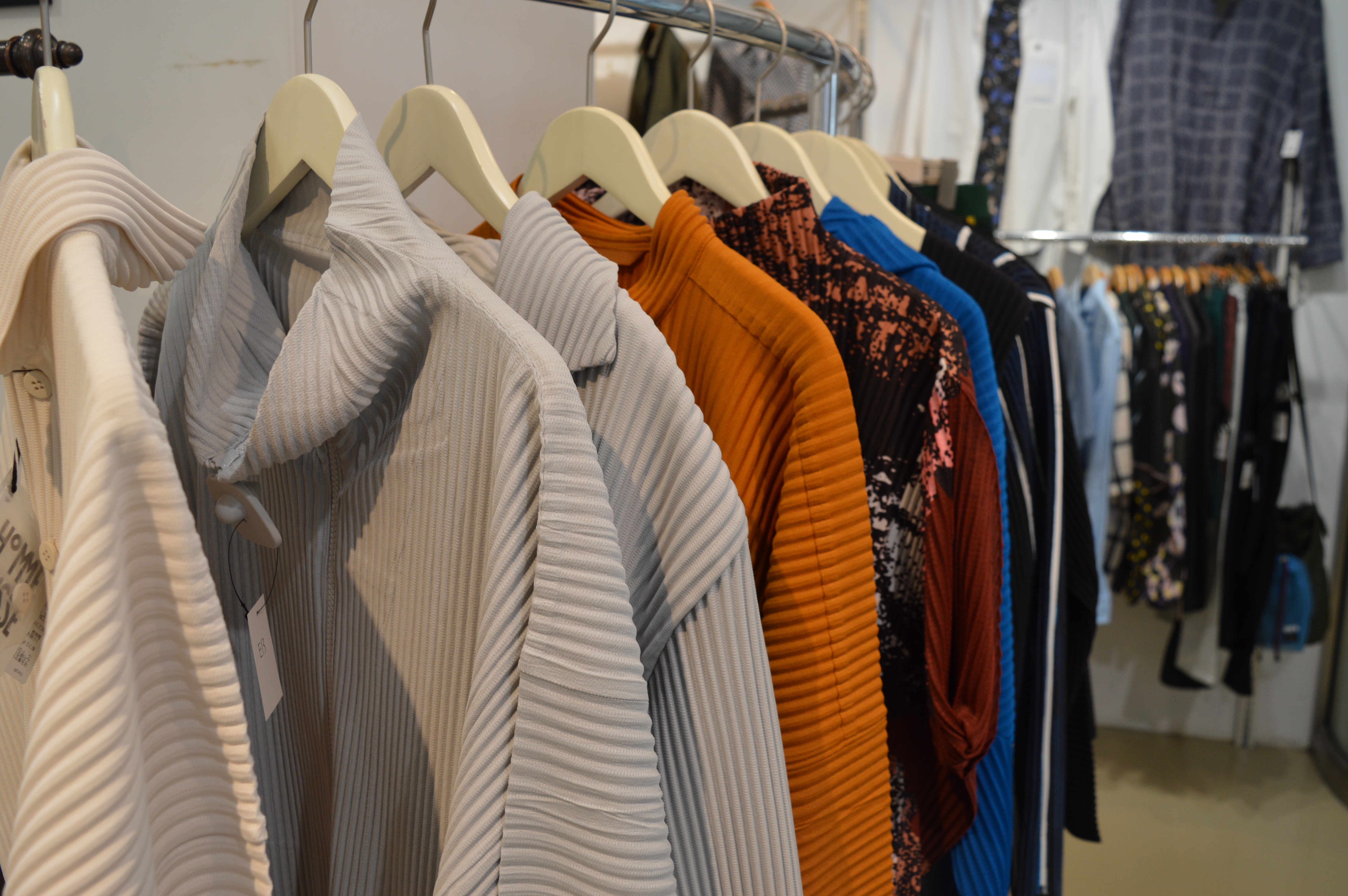 大阪 堀江でhomme Plisse Issey Miyake オムプリッセイッセイミヤケ 高価買取ができるワケ カインドオル Kindal 堀江店 ブランド古着買取 販売 通販