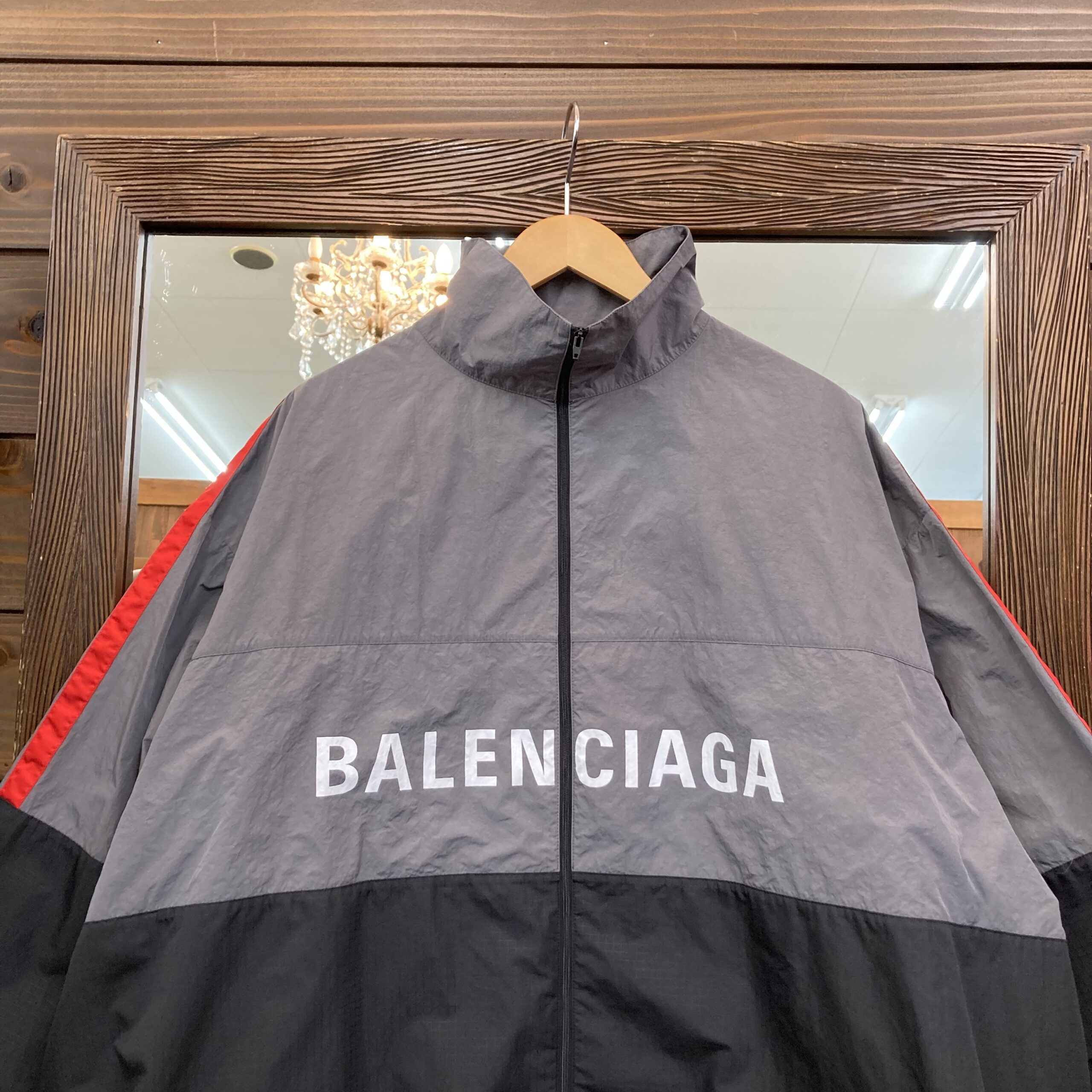 値下げ　ヒカキン、ヒカル着用　BALENCIAGA  ロゴシャツ　新品　タグ付き