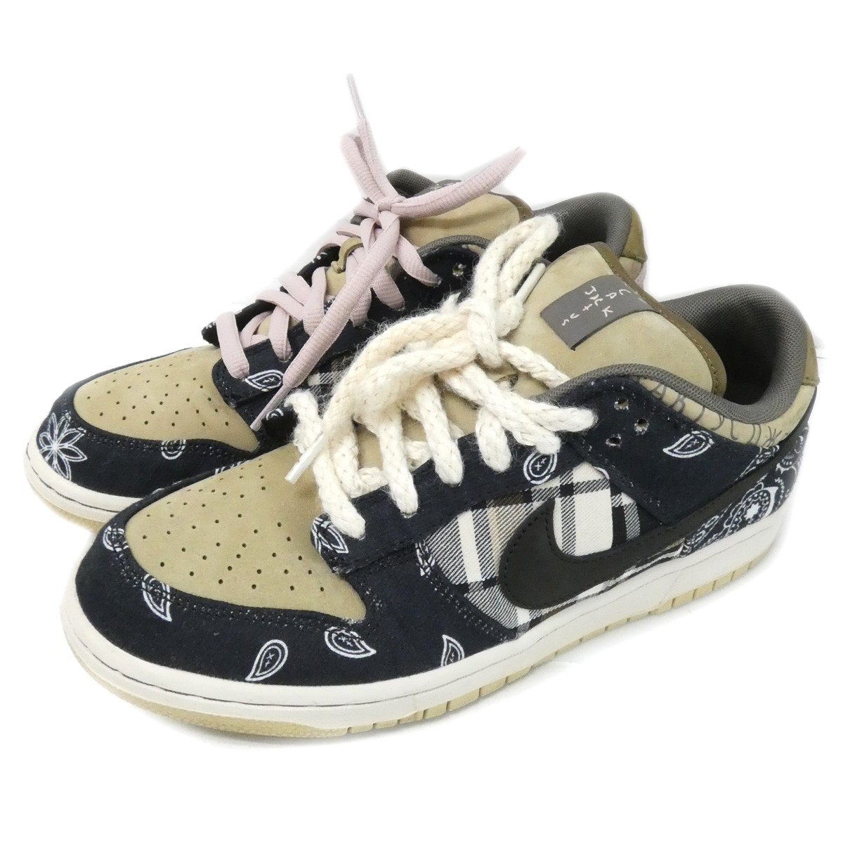 Nike Dunk ナイキ ダンク を神戸で売るなら高価買取のカインドオル元町店へ カインドオル Kindal 神戸元町店 ブランド古着買取 販売 通販