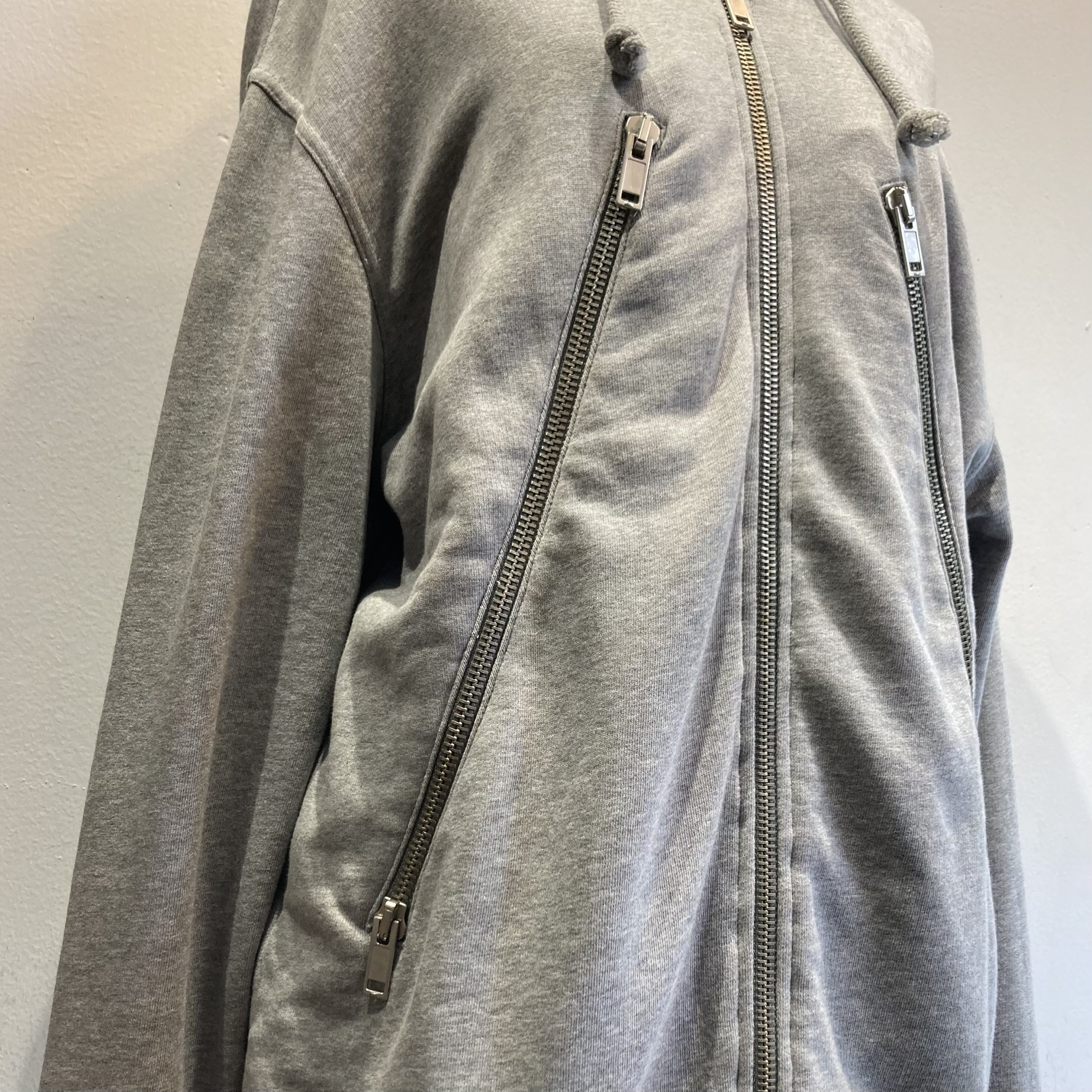 Maison Margiela】八の字ジップパーカー【買取入荷】 | カインドオル 