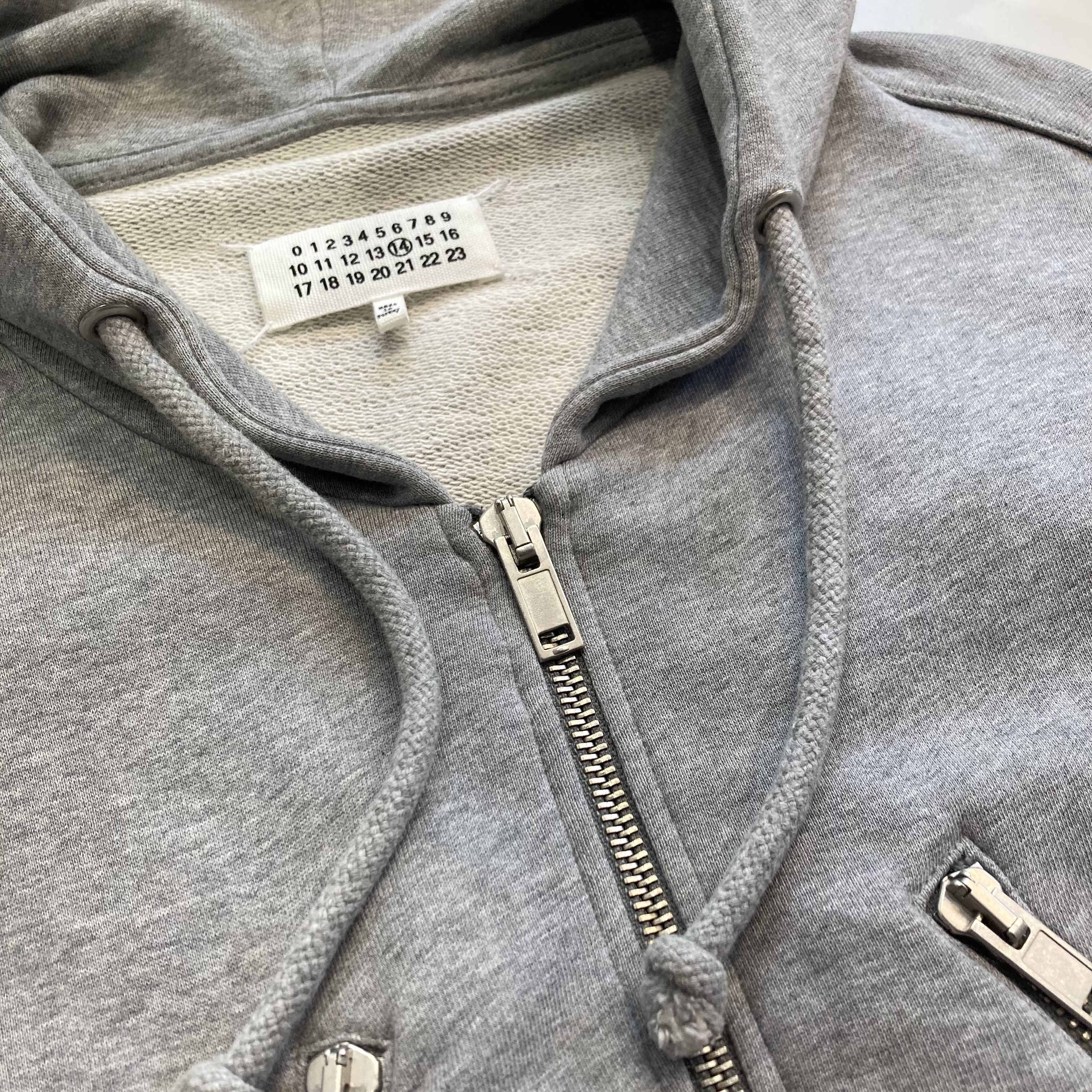 【Maison Margiela】八の字ジップパーカー【買取入荷