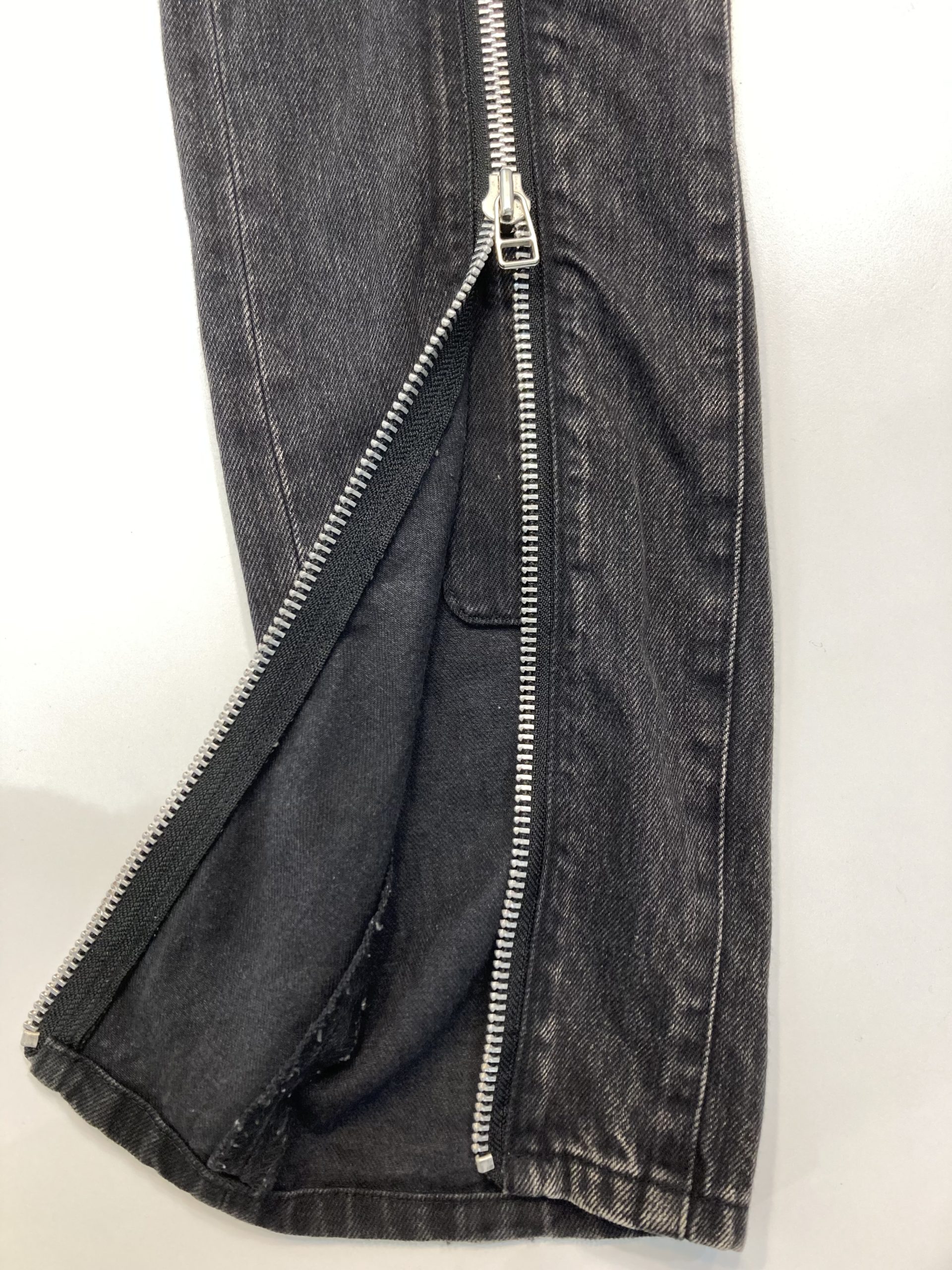 JOHN LAWRENCE SULLIVAN】ジップデニムパンツ【買取入荷 