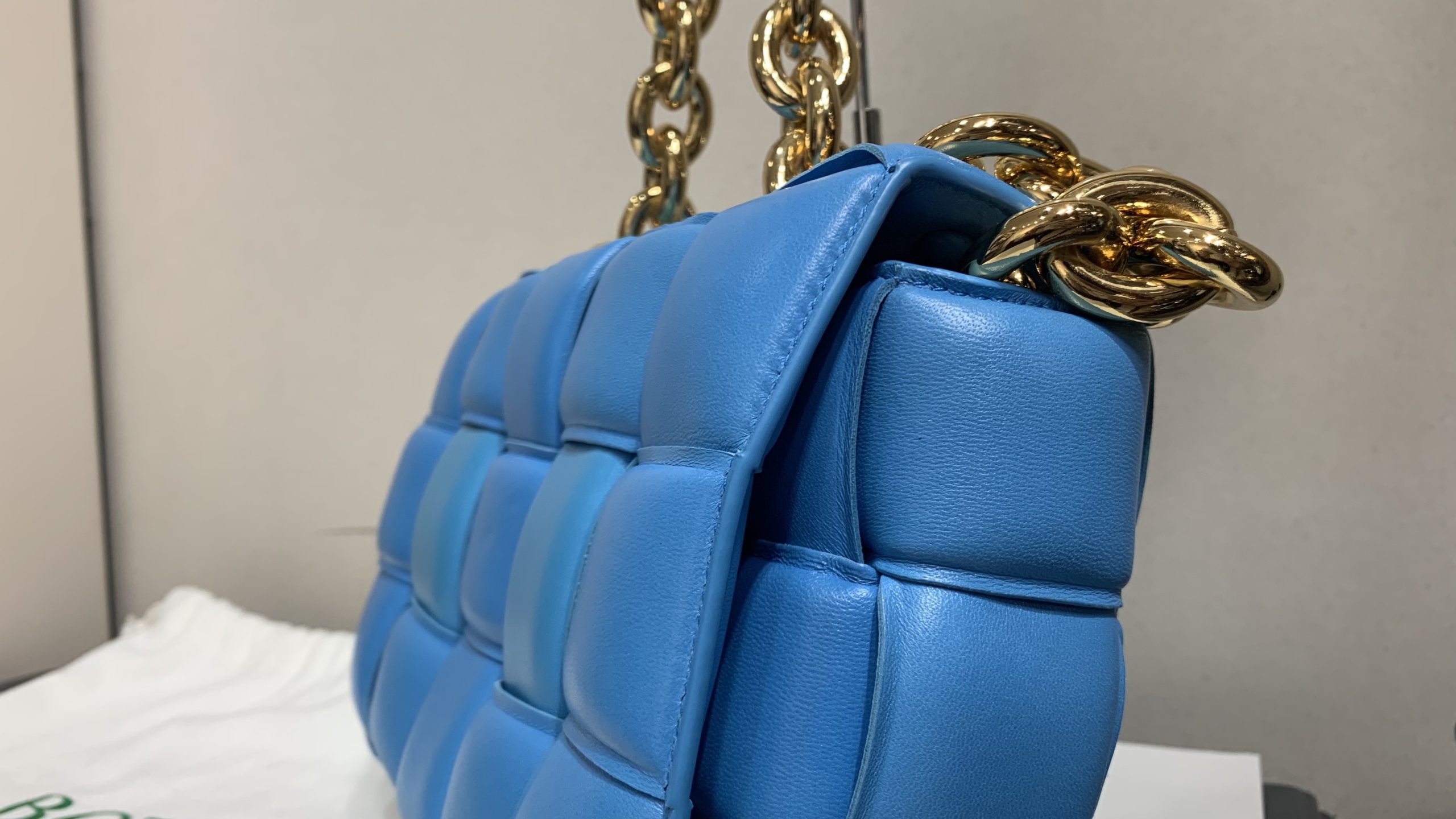 BOTTEGA VENETA/ボッテガ・ヴェネタ 】ザ・チェーン カセット バッグ  