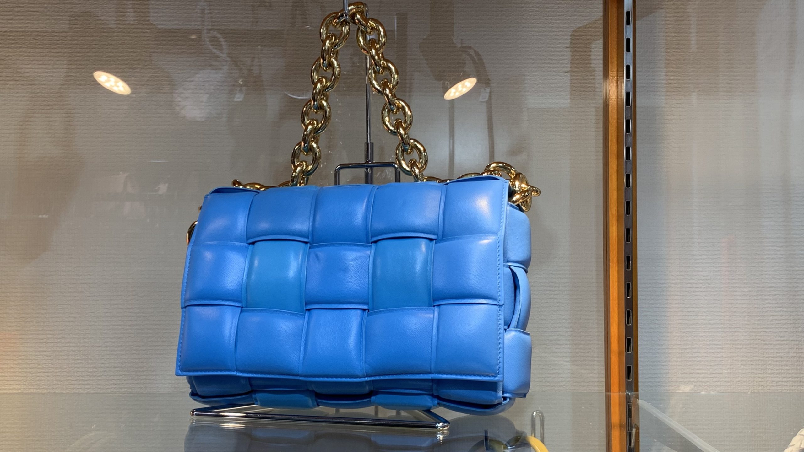 BOTTEGA VENETA/ボッテガ・ヴェネタ 】ザ・チェーン カセット バッグ  