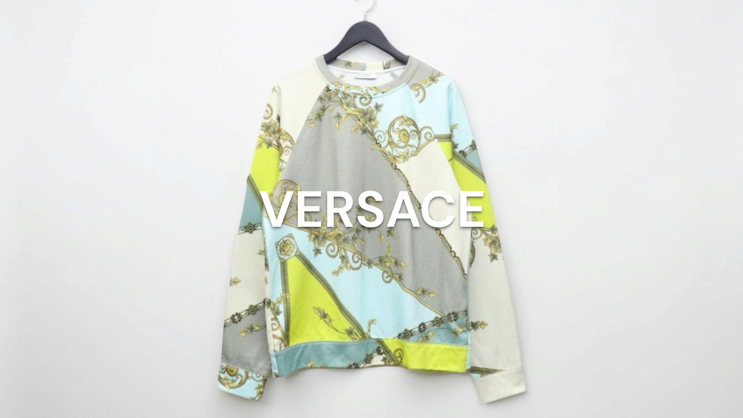 新入荷】VERSACE（ヴェルサーチ） 総柄スウェット トレーナー 152 785