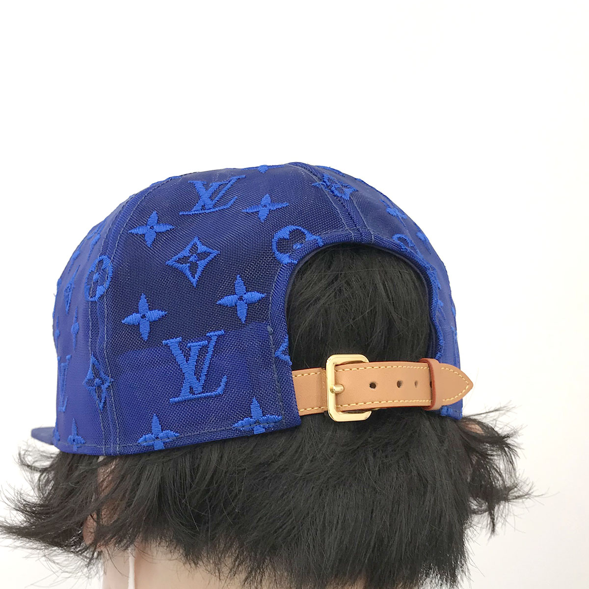 LOUIS VUITTON/ルイ・ヴィトン】ロゴ刺繍モノグラムメッシュキャップ  