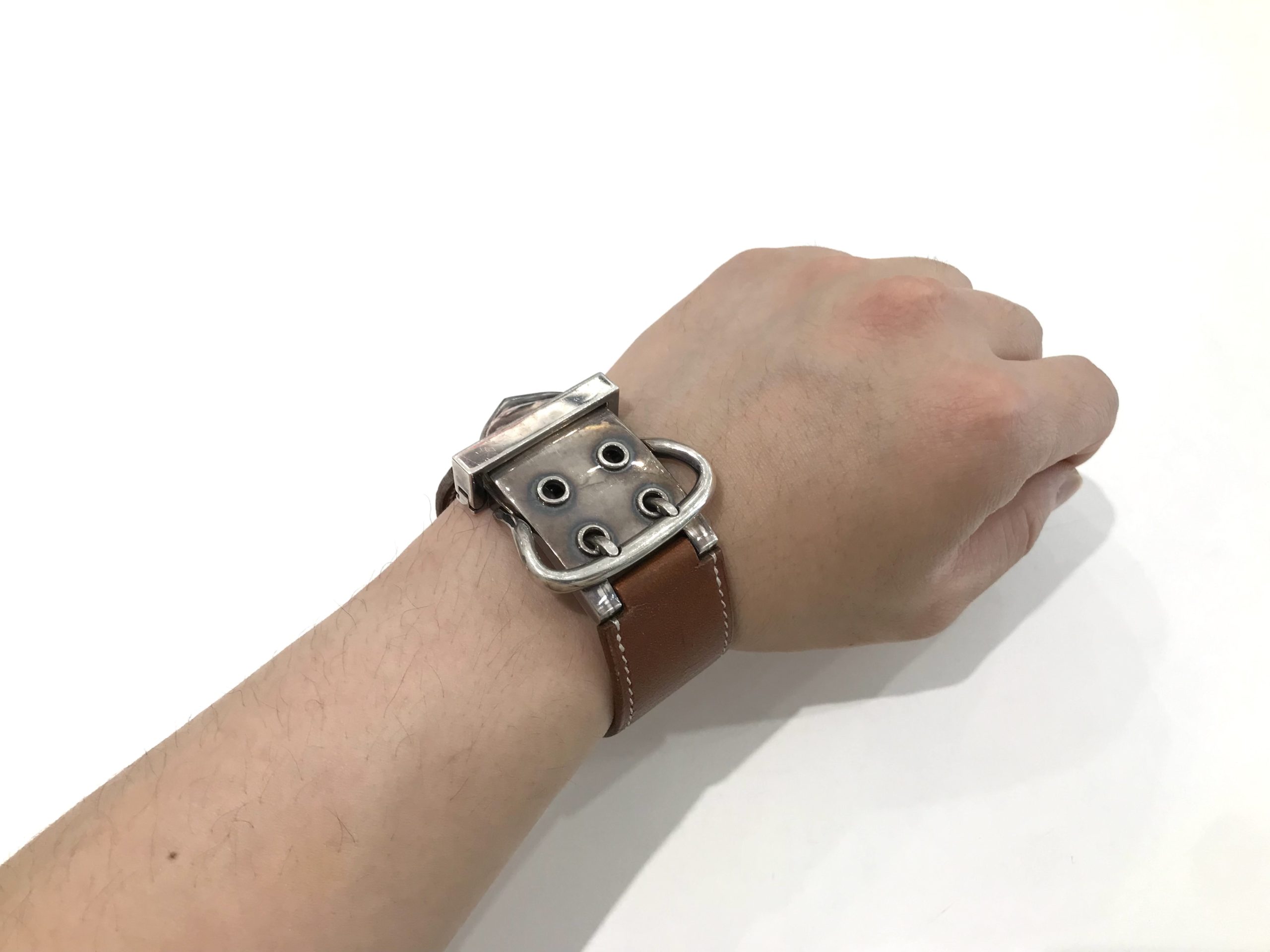 エルメスHERMESレザーリストバンド HERMES】レザーコンビブックル 