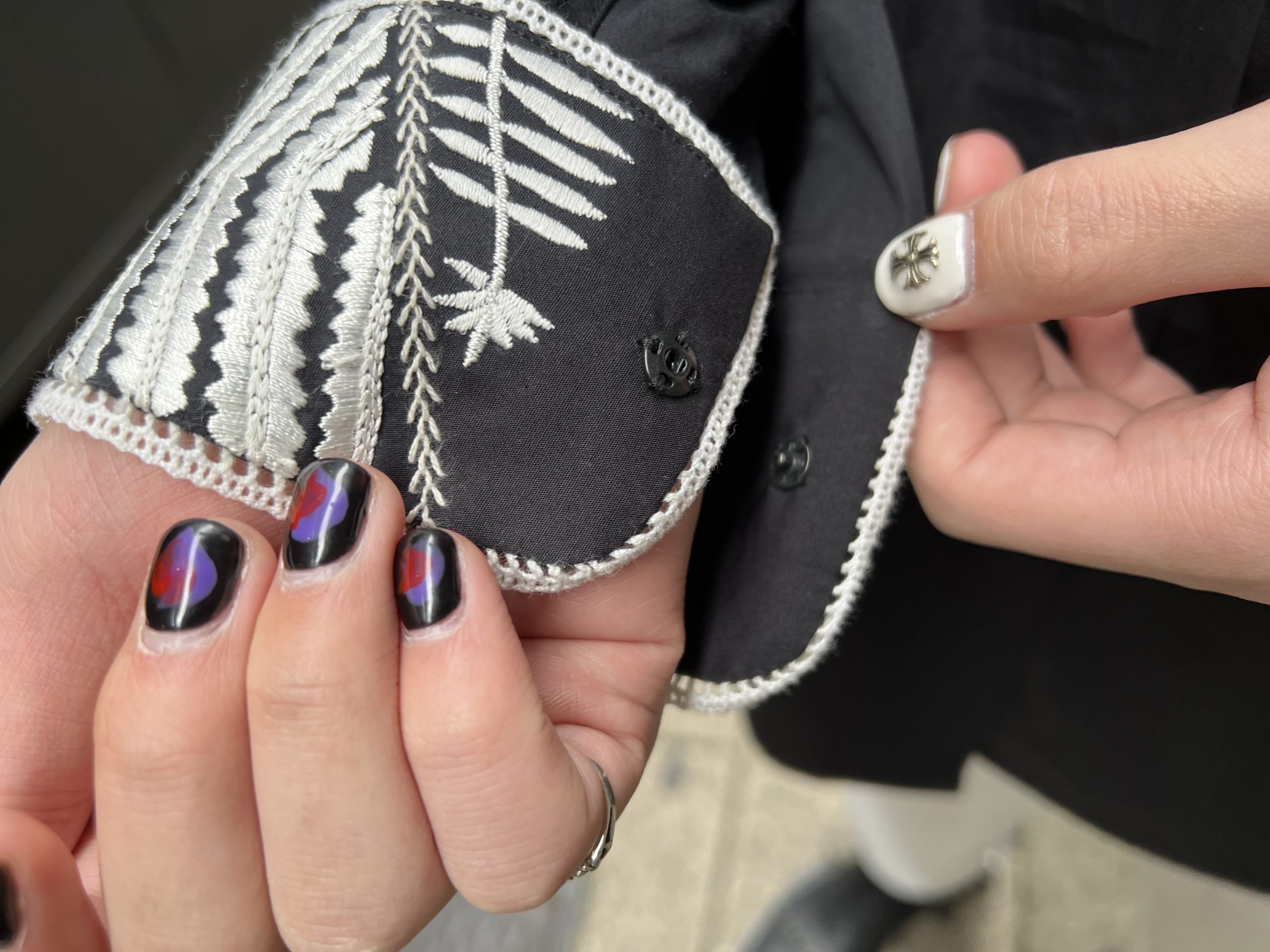 DRIES VAN NOTEN/ドリス・ヴァン・ノッテン】刺繍デザインシャツ【買取 