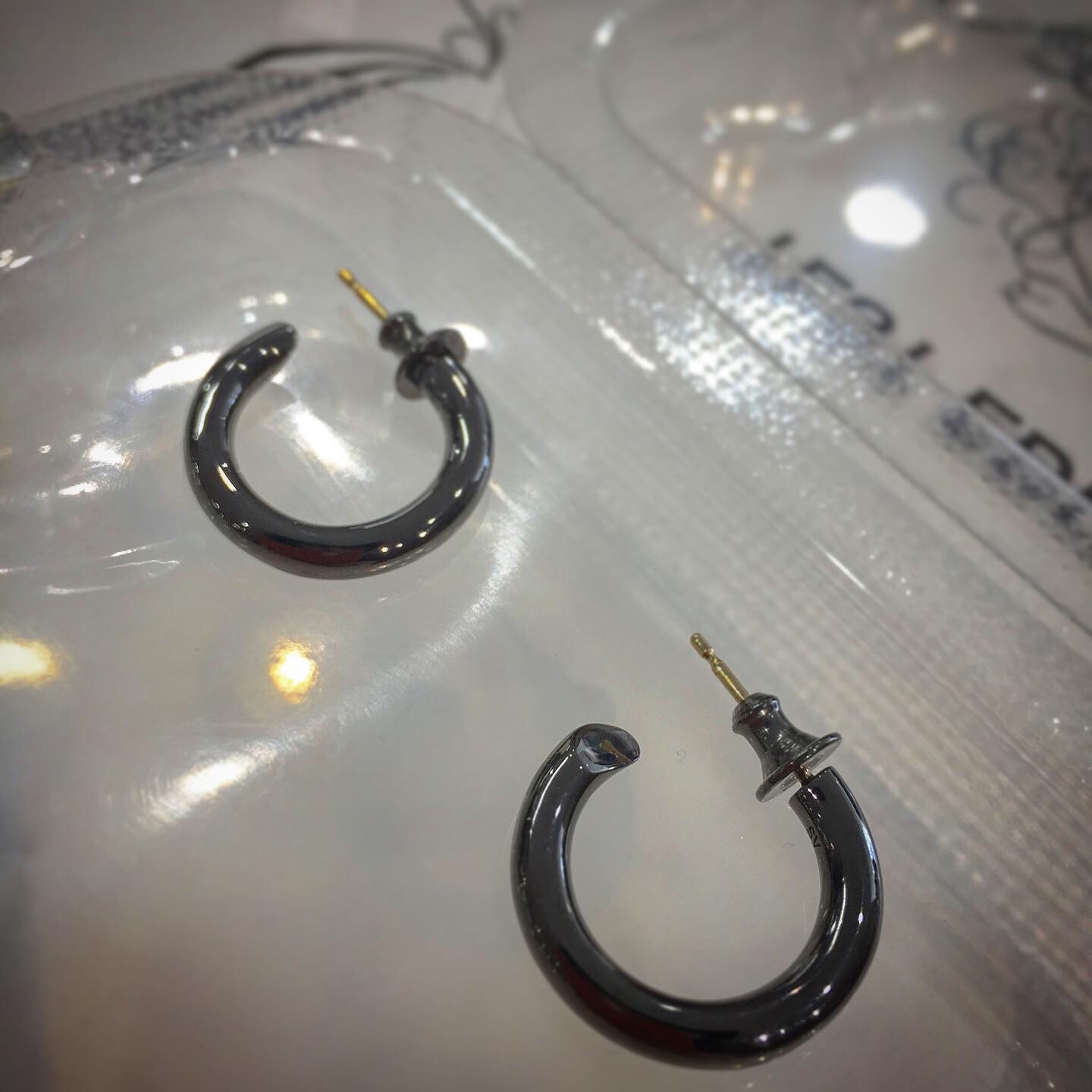 センス光る新鋭ピアスブランド Careering カインドオル Kindal 和歌山店 ブランド古着買取 販売 通販